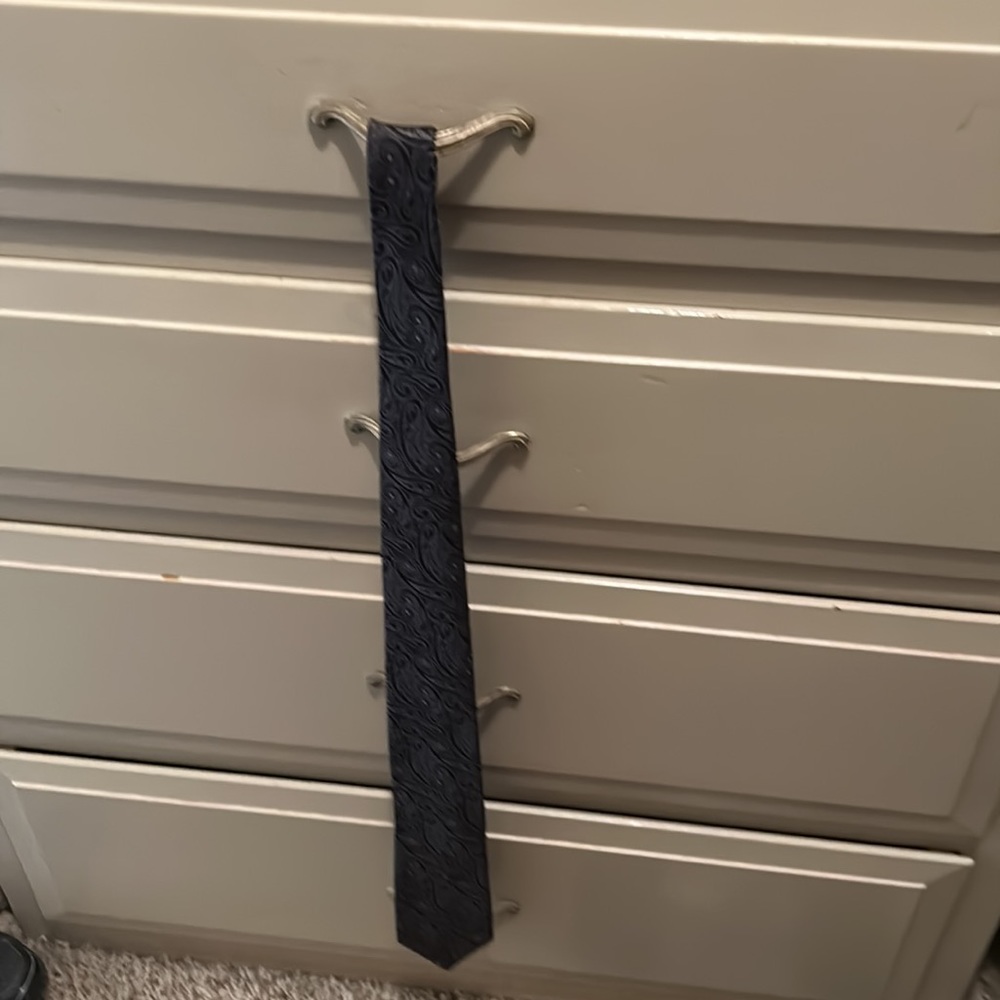Necktie - Picture 5 of 5